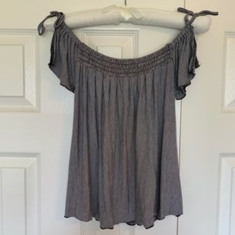 AE Soft & Sexy On or Off Shoulder Tie Short Sleeve - Picture 2 of 5